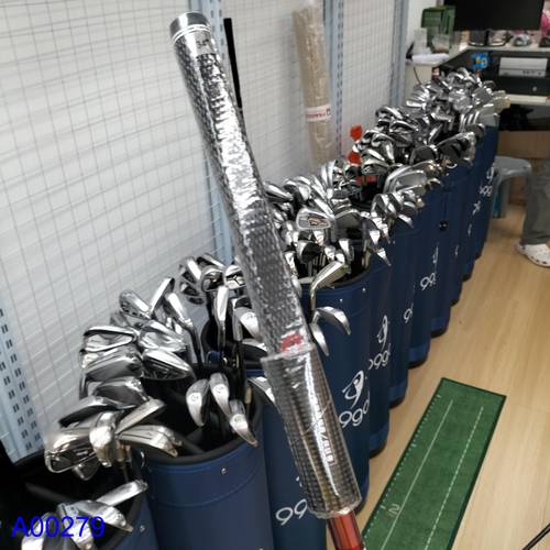 Odyssey White Hot Og Golf Putter - Image 4